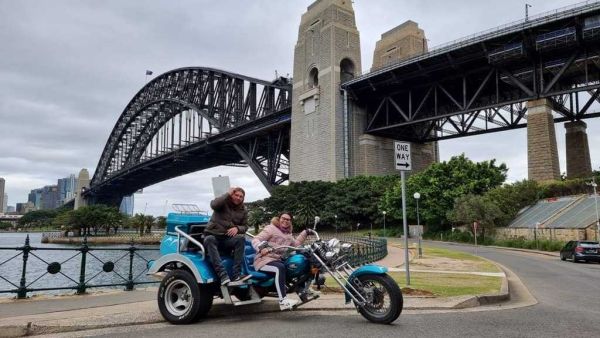 Wild ride australia sydney tour trike motorcycle harbour bridge