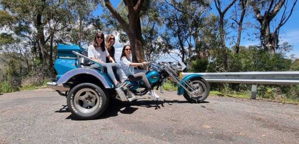 Wild ride australia katoonba trike tour motorcycle tour three sisters